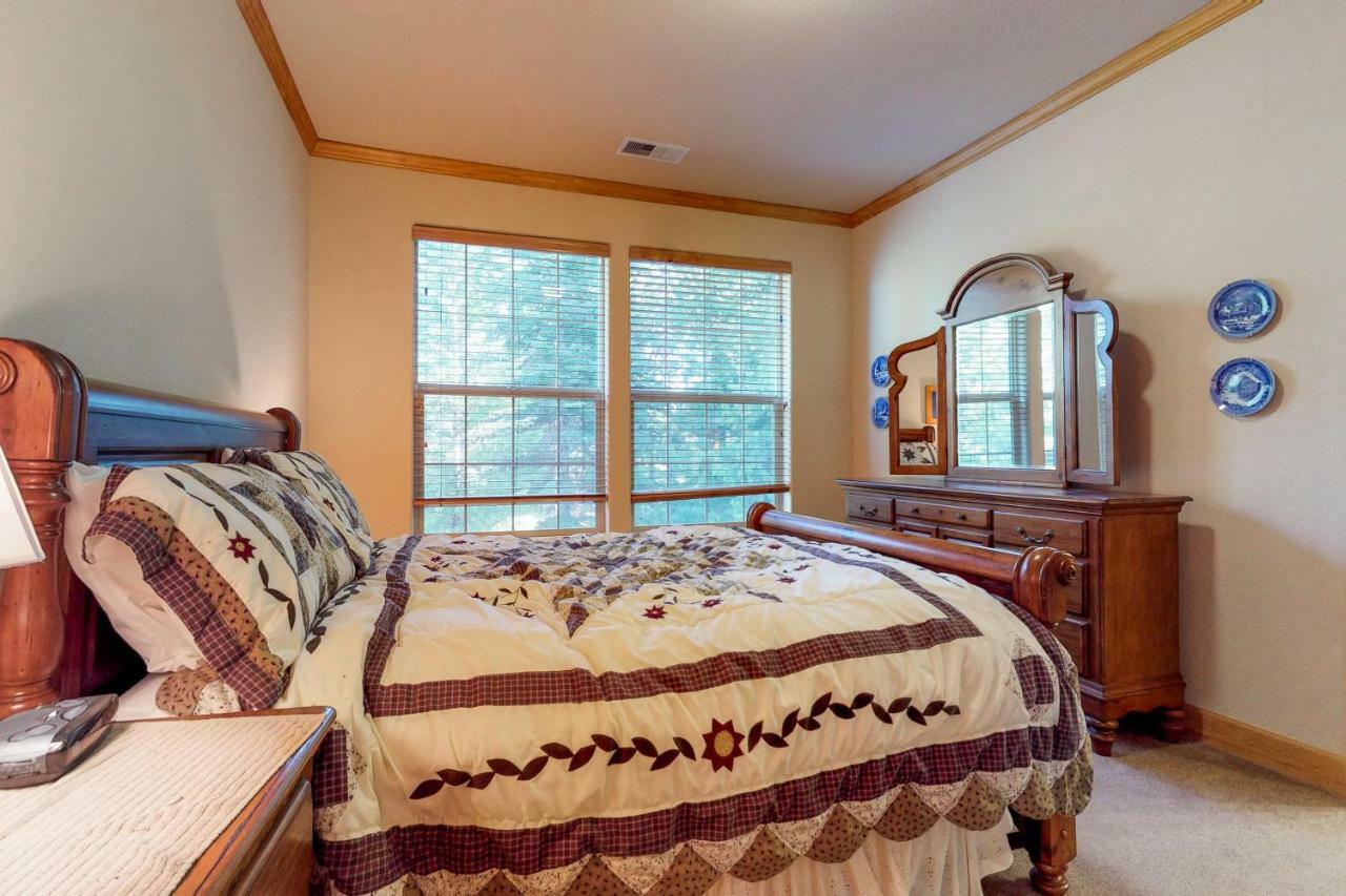 New England Cottage Shaver Lake Exterior foto